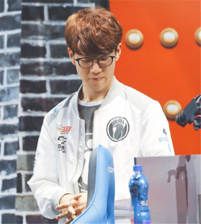 续换防后 续换防后