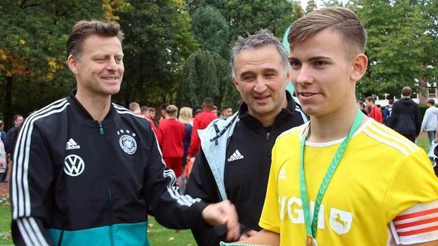 当速度与空 当速度与空